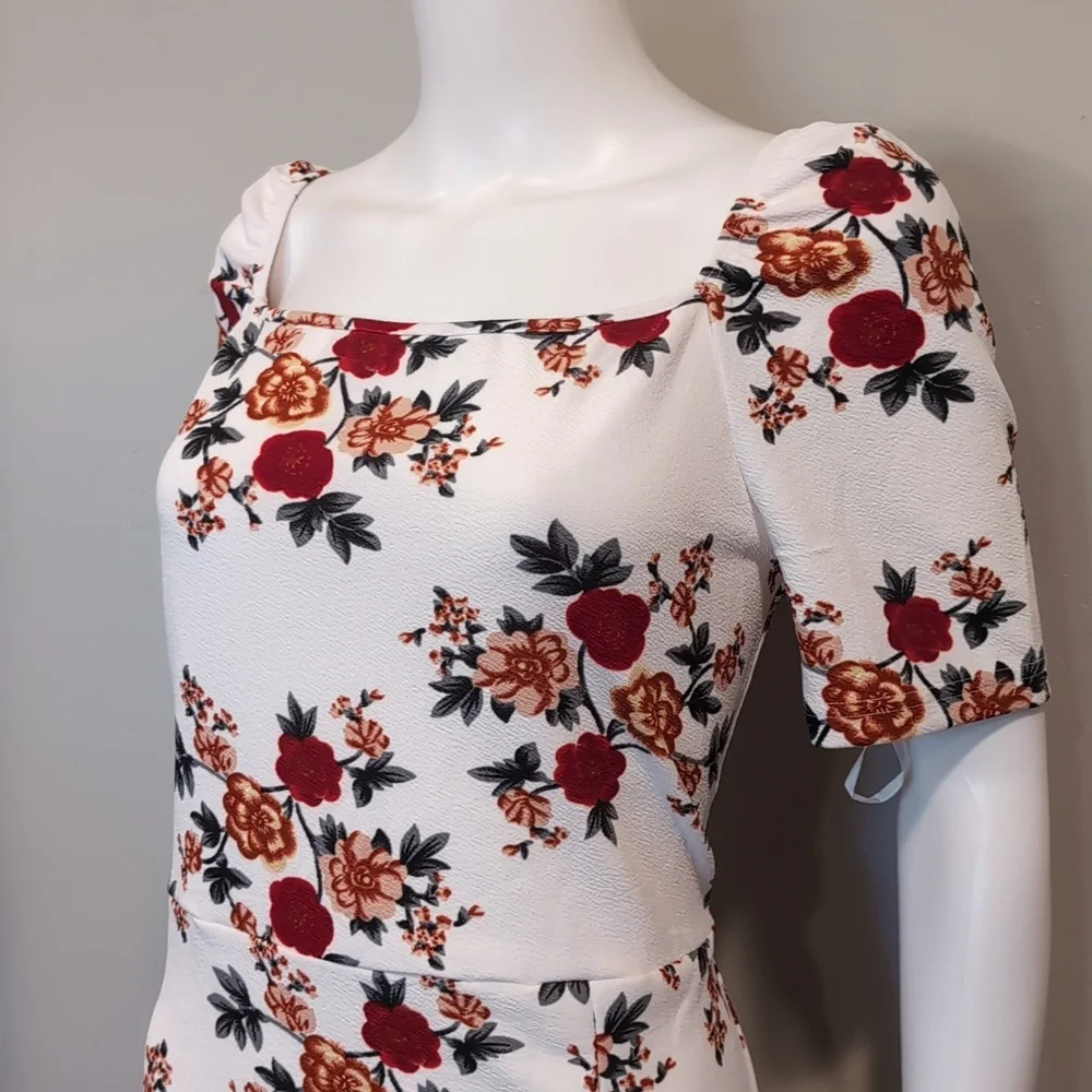 SHEIN White And Red Floral Square Neck Short Sleeve Slit Front Midi Dress XXL